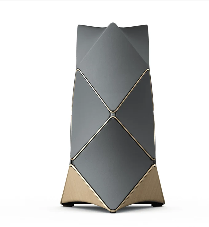 Открывайте для себя новые коллекции
Bang&Olufsen 
BEOLAB 90
